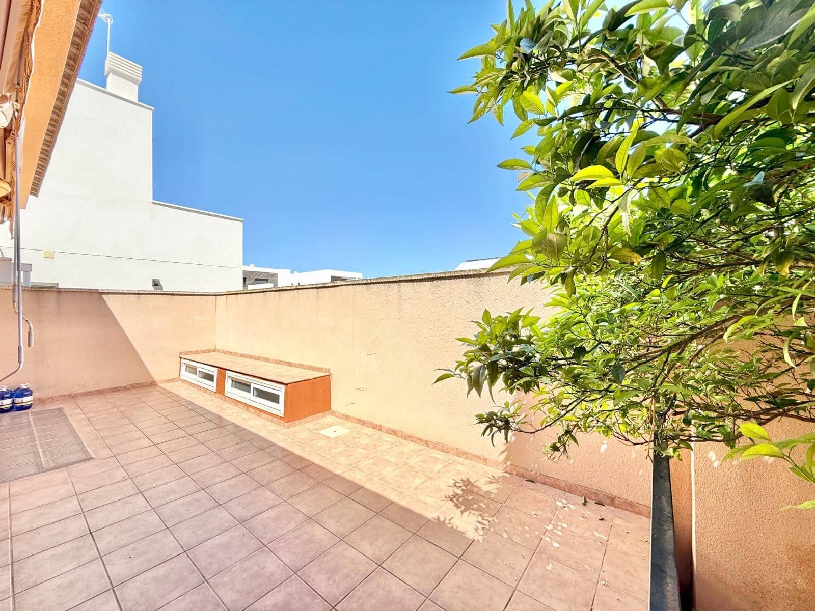 3 makuuhuone Huvila myytävänä paikassa Santiago de la Ribera mukana 
autotalli - 399 950 € (Ref: 8911346)