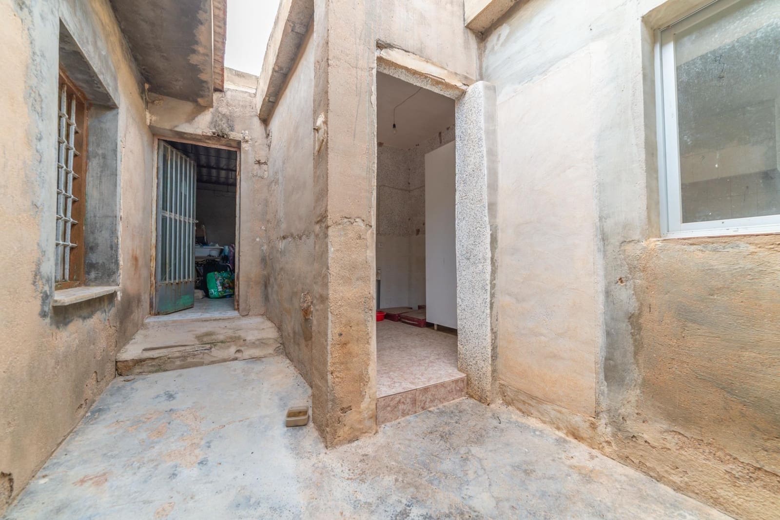 3 soveværelse Villa til salg i Dolores De Pacheco med garage - € 99.000 (Ref: 9160913)