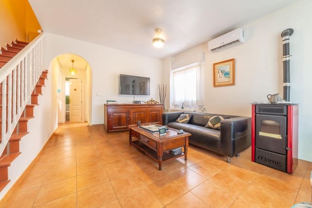 Casa de 3 habitaciones en San Javier en venta - 235.000 € (Ref: 9195452)