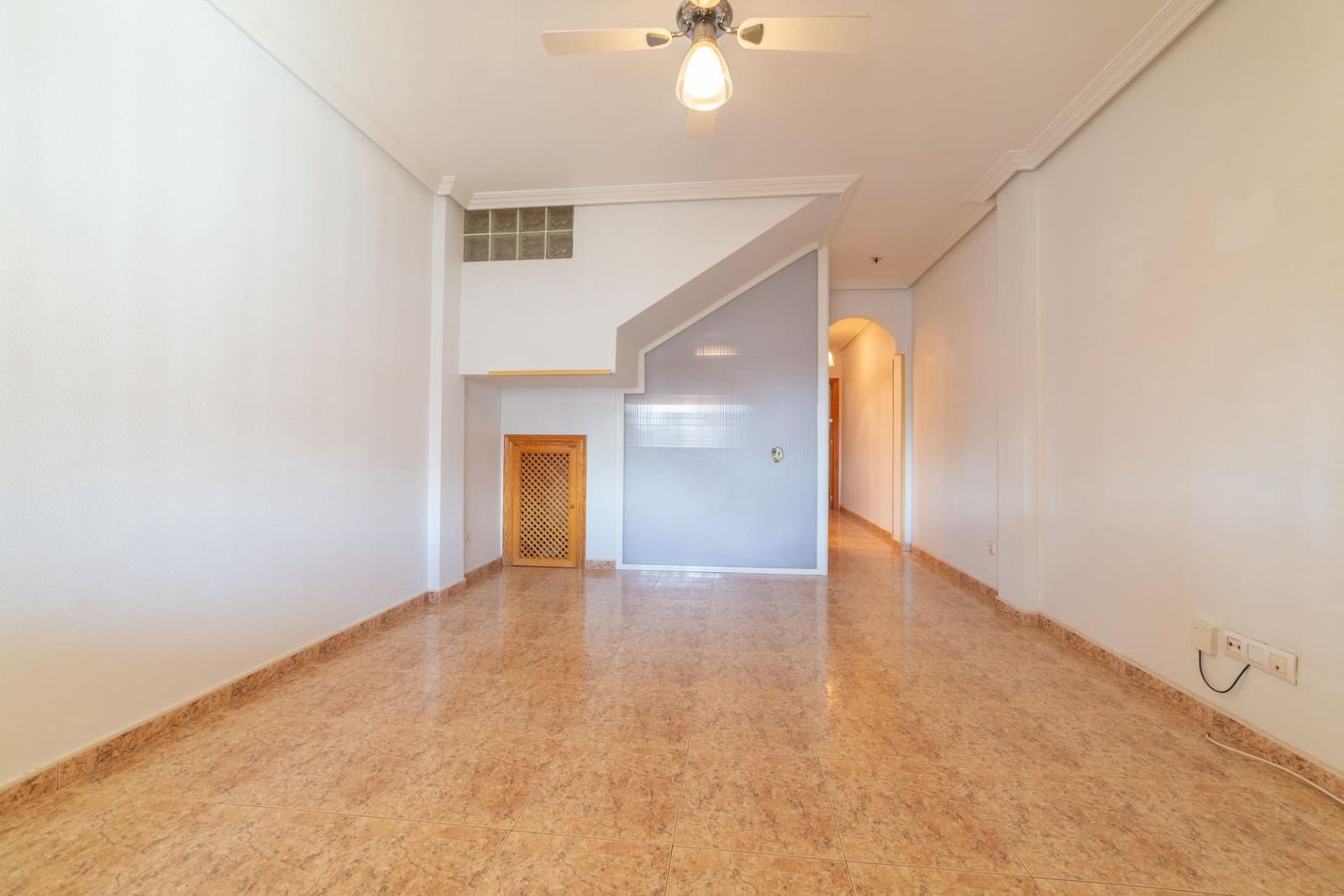 3 soveværelse Rækkehus til salg i Santiago de la Ribera med swimmingpool - € 178.500 (Ref: 9236828)