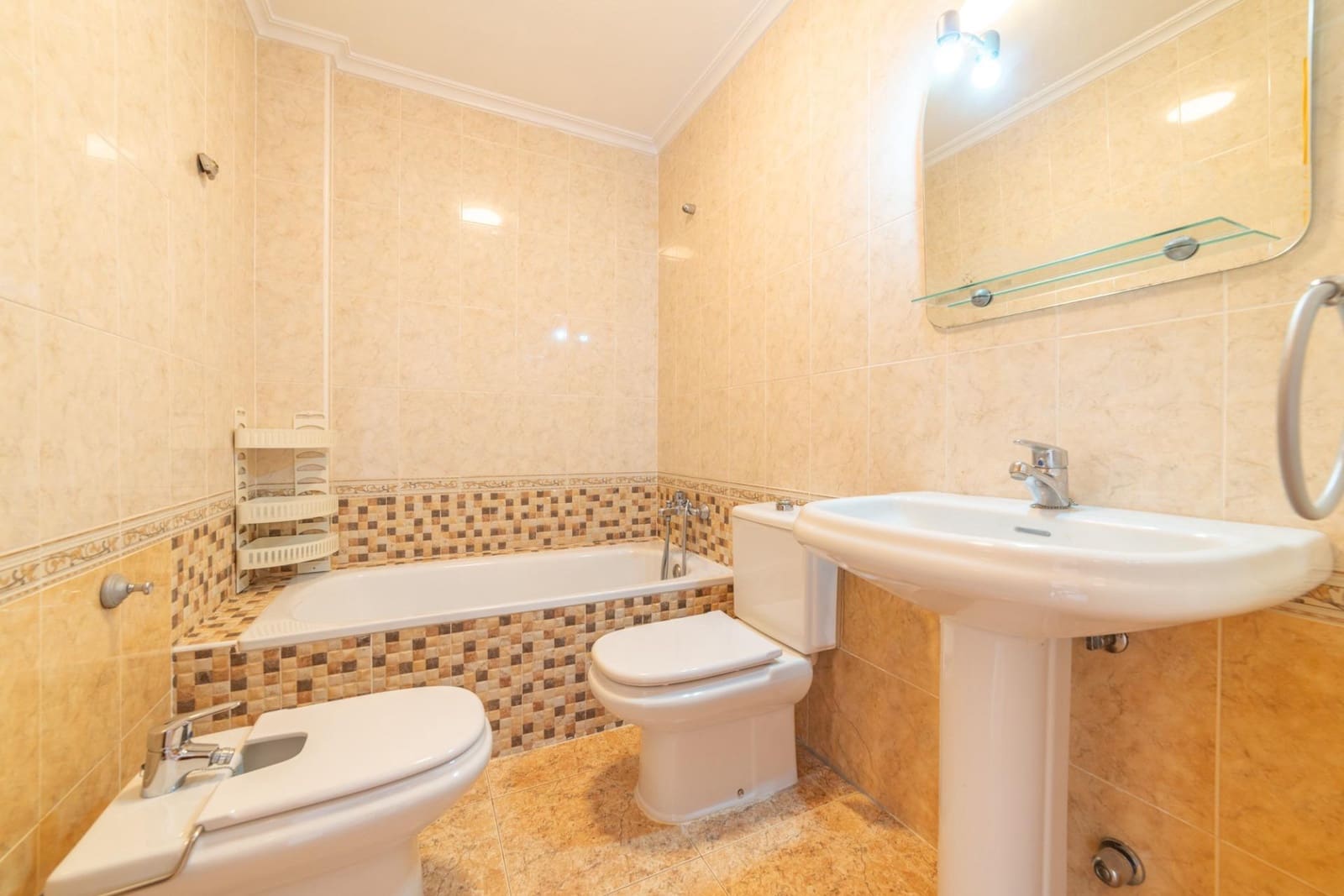 3 soveværelse Rækkehus til salg i Santiago de la Ribera med swimmingpool - € 178.500 (Ref: 9236828)