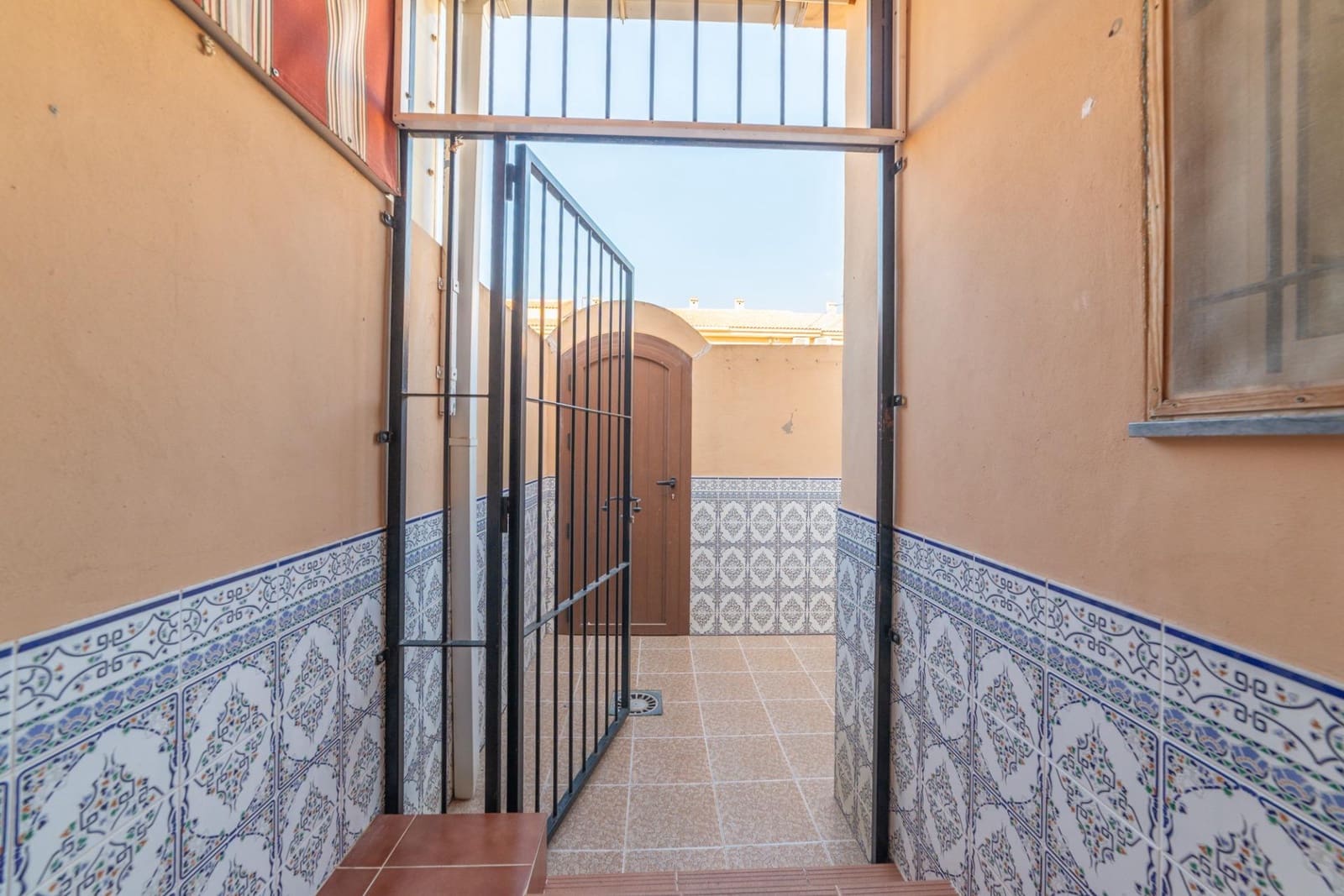 3 soveværelse Rækkehus til salg i Santiago de la Ribera med swimmingpool - € 178.500 (Ref: 9236828)