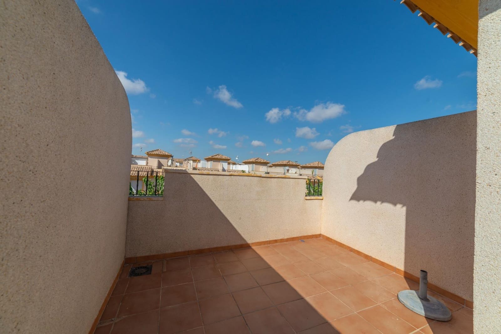 2 soveværelse Rækkehus til salg i Santiago de la Ribera med swimmingpool - € 174.900 (Ref: 9243300)