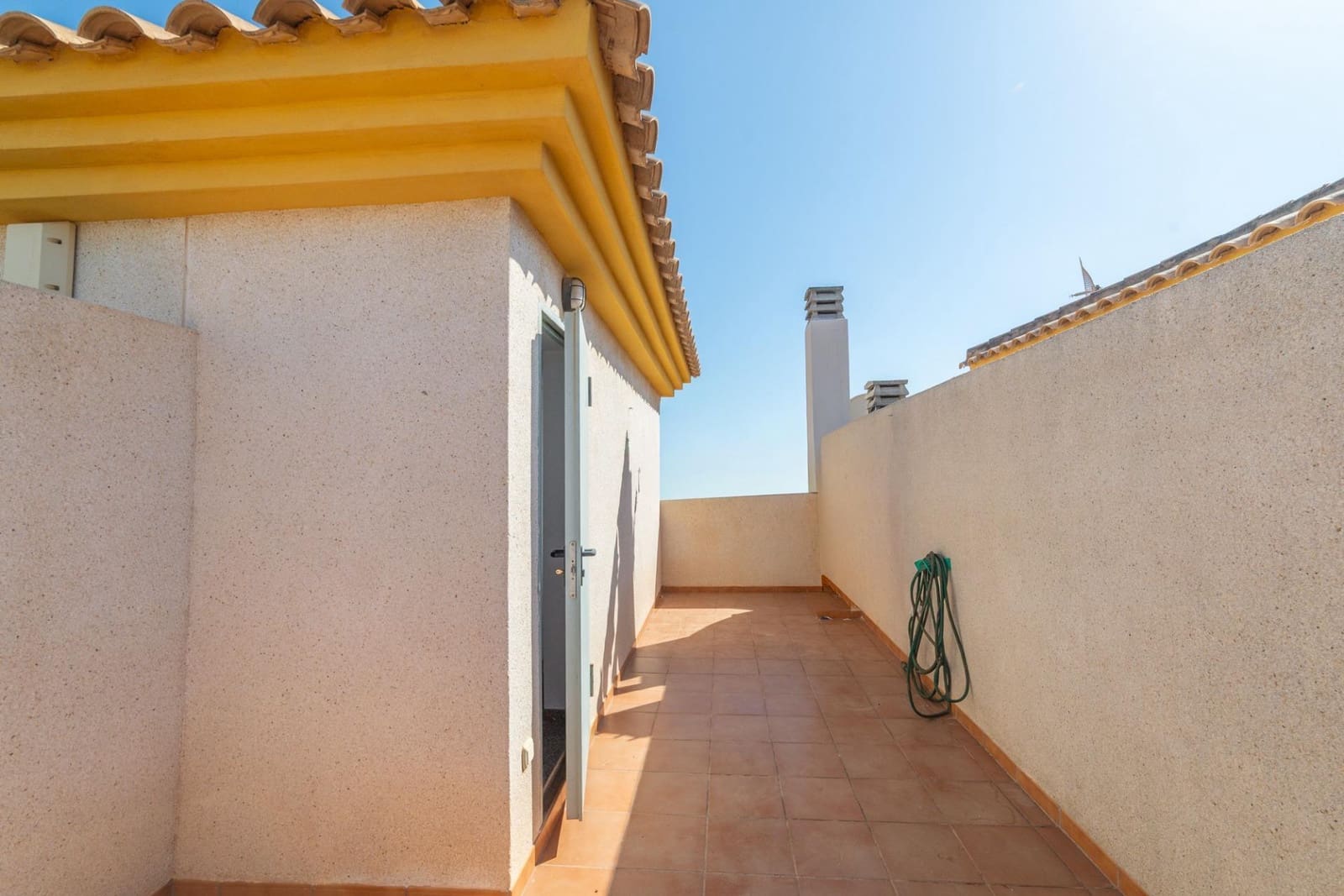 2 soveværelse Rækkehus til salg i Santiago de la Ribera med swimmingpool - € 174.900 (Ref: 9243300)