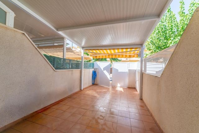 2 soveværelse Rækkehus til salg i Santiago de la Ribera, San Javier med swimmingpool - € 174.900 (Ref: 9243300)