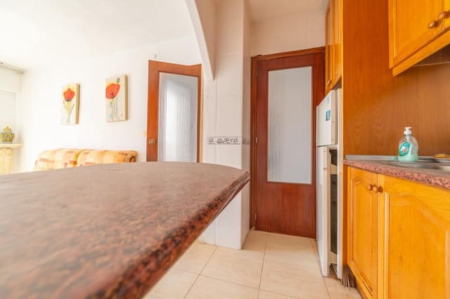 2 makuuhuone Huoneisto myytävänä paikassa Punta Prima, Torrevieja mukana uima-altaan - 136 000 € (Ref: 9272526)