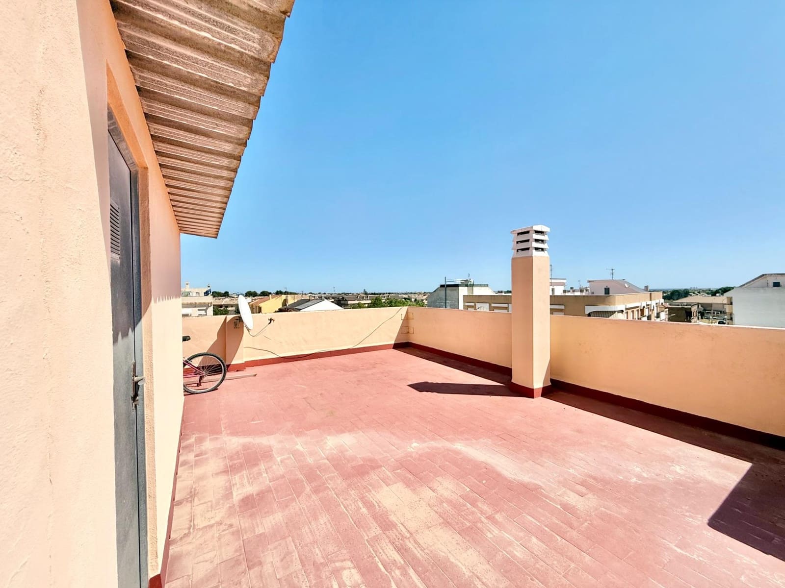 4 bedroom Flat for sale in San Javier - € 129,950 (Ref: 9282112)