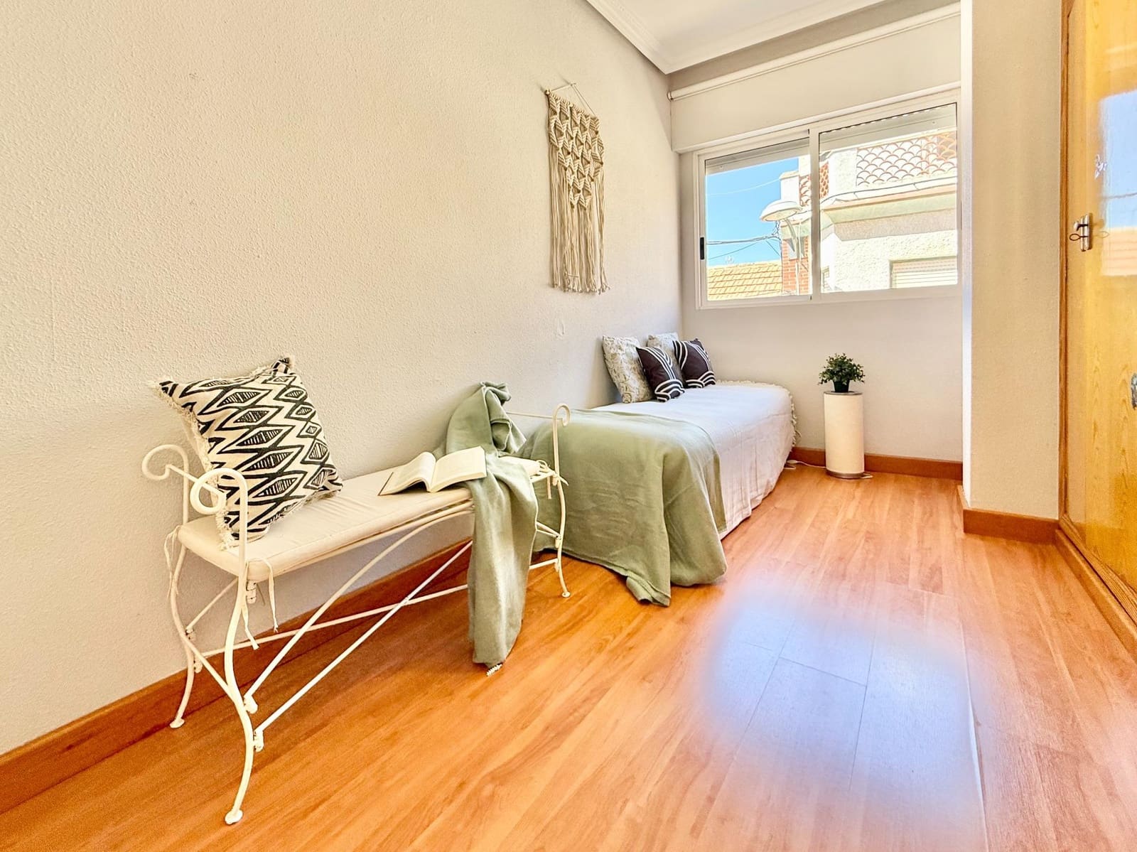 4 bedroom Flat for sale in San Javier - € 129,950 (Ref: 9282112)