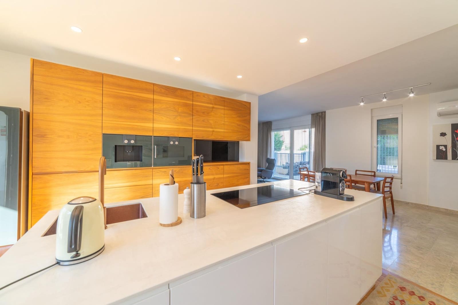 4 makuuhuone Huvila myytävänä paikassa Santiago de la Ribera mukana uima-altaan 
autotalli - 569 000 € (Ref: 9282114)