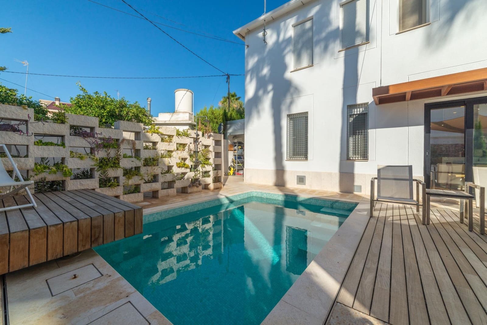 4 makuuhuone Huvila myytävänä paikassa Santiago de la Ribera mukana uima-altaan 
autotalli - 569 000 € (Ref: 9282114)