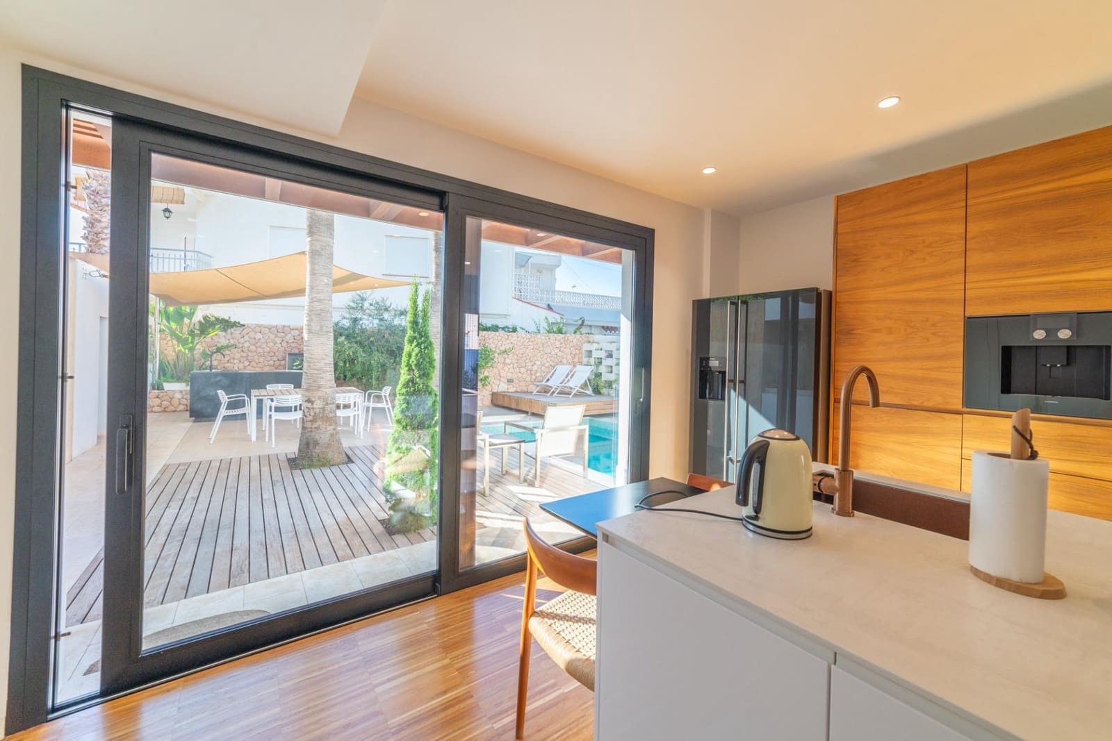 4 makuuhuone Huvila myytävänä paikassa Santiago de la Ribera mukana uima-altaan 
autotalli - 569 000 € (Ref: 9282114)