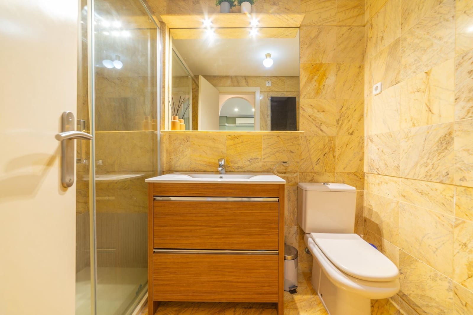 2 soveværelse Strandlejlighed til salg i Campoamor med swimmingpool - € 258.000 (Ref: 9337954)