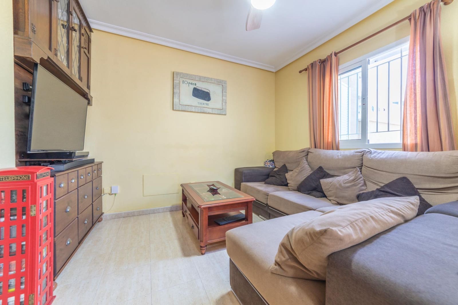 3 makuuhuone Paritalo myytävänä paikassa Orihuela Costa mukana uima-altaan - 265 000 € (Ref: 9344705)