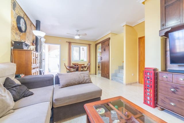 3 soveværelse Semi-Rækkehus til salg i Orihuela Costa, Orihuela med swimmingpool - € 279.500 (Ref: 9344705)