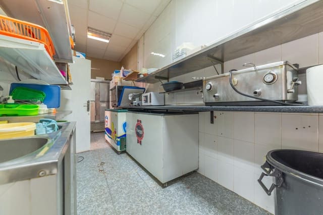 Commercieel te koop in Lo Pagan, San Pedro del Pinatar - € 310.000 (Ref: 9375266)