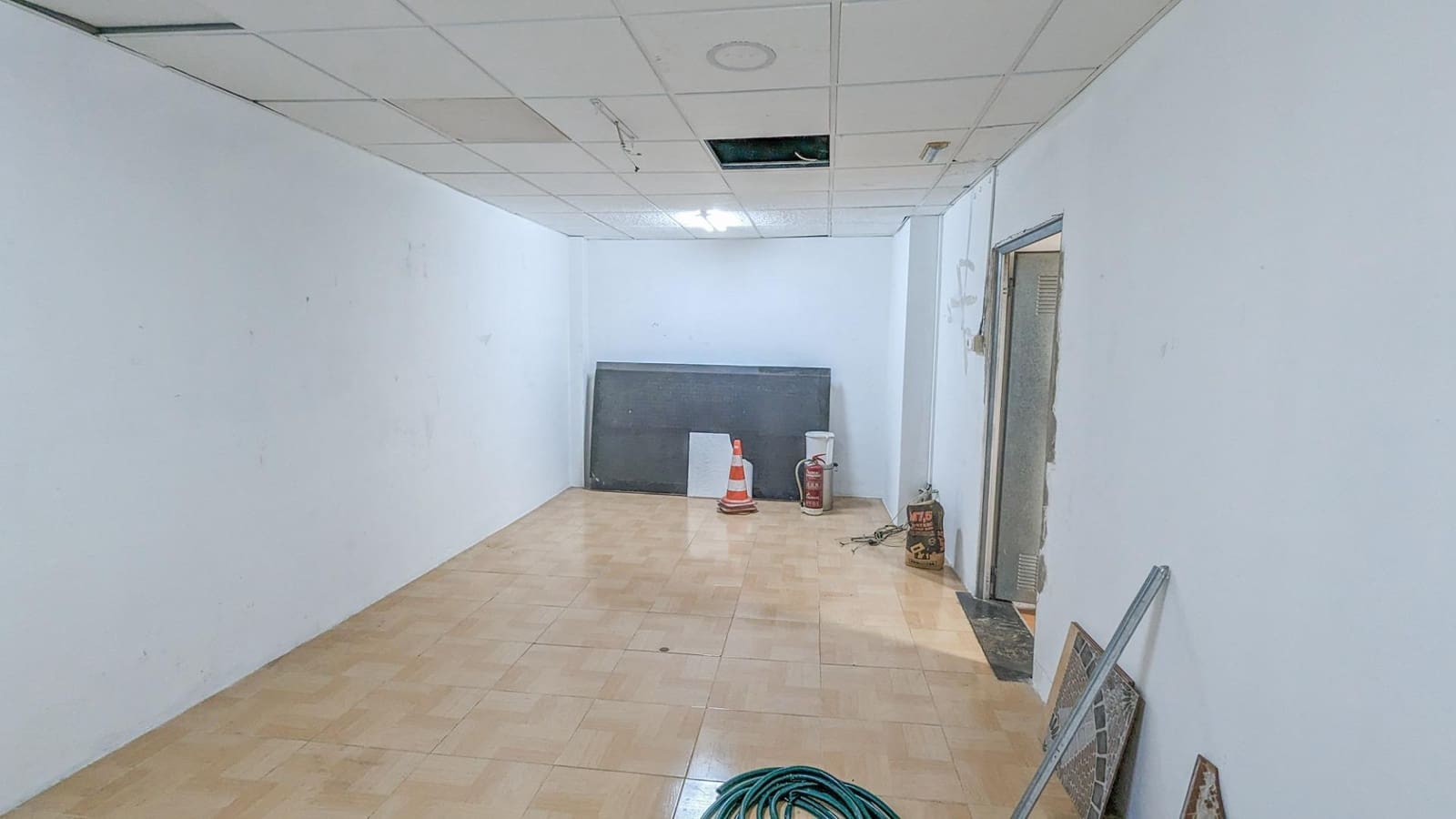 Kommersiell til salgs i San Javier - € 399 000 (Ref: 9375267)