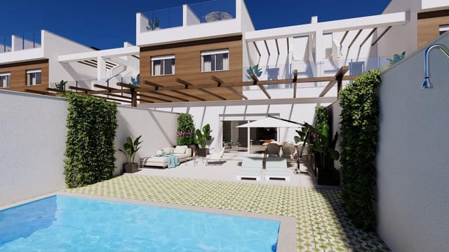 3 soveværelse Byhus til salg i Los Alcázares med swimmingpool - € 357.000 (Ref: 9382781)