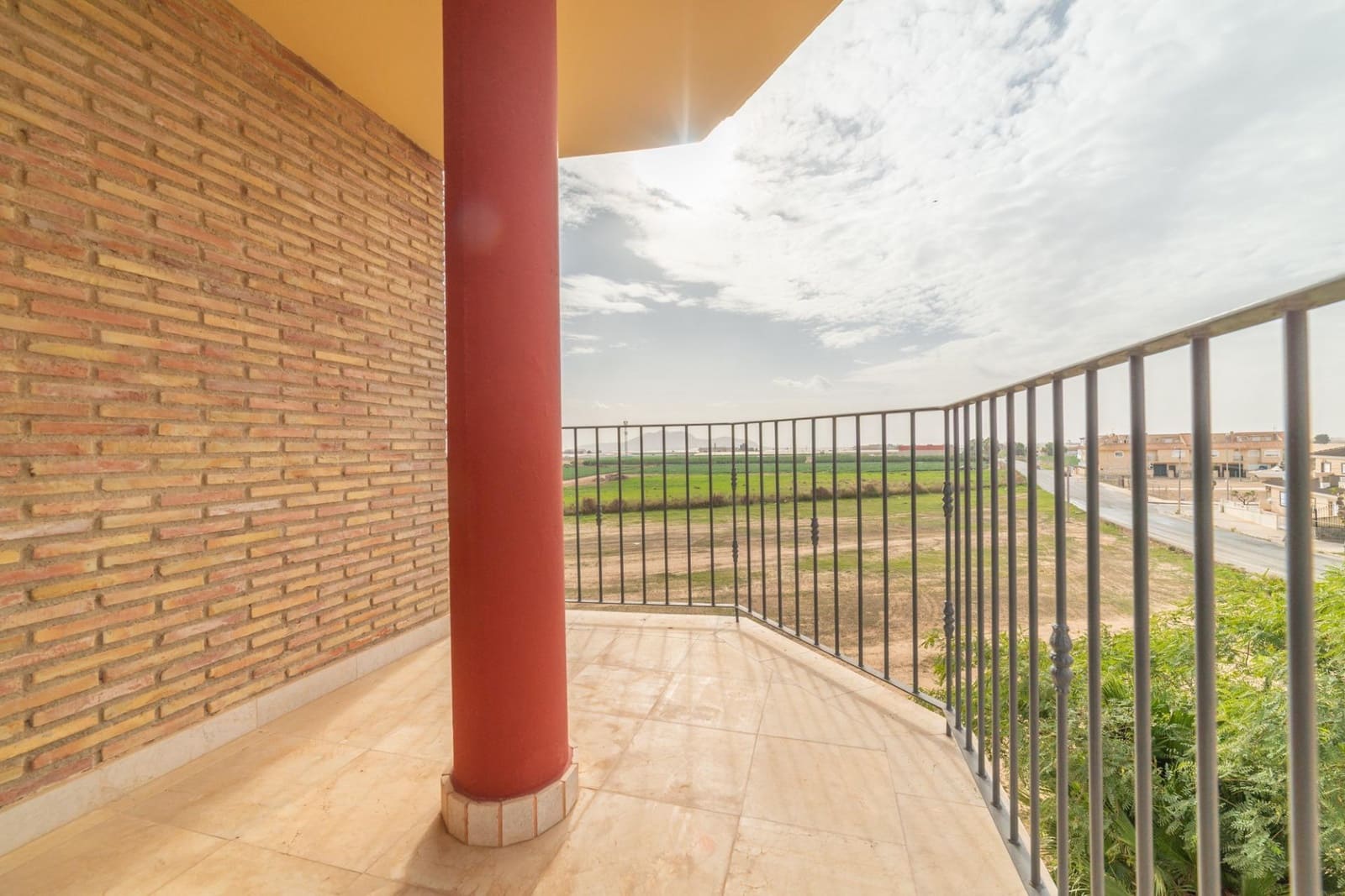 3 soverom Leilighet til salgs i Avileses - € 145 000 (Ref: 9390675)