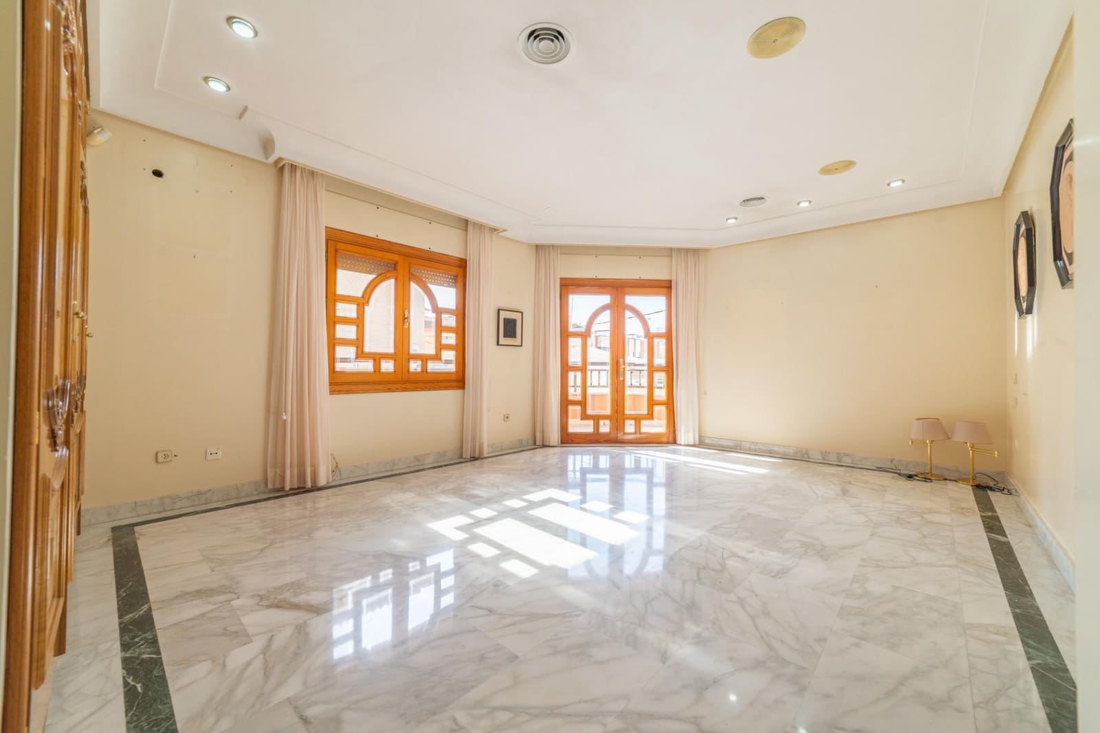 6 Zimmer Apartment zu verkaufen in San Pedro del Pinatar - 415.000 € (Ref: 9422359)