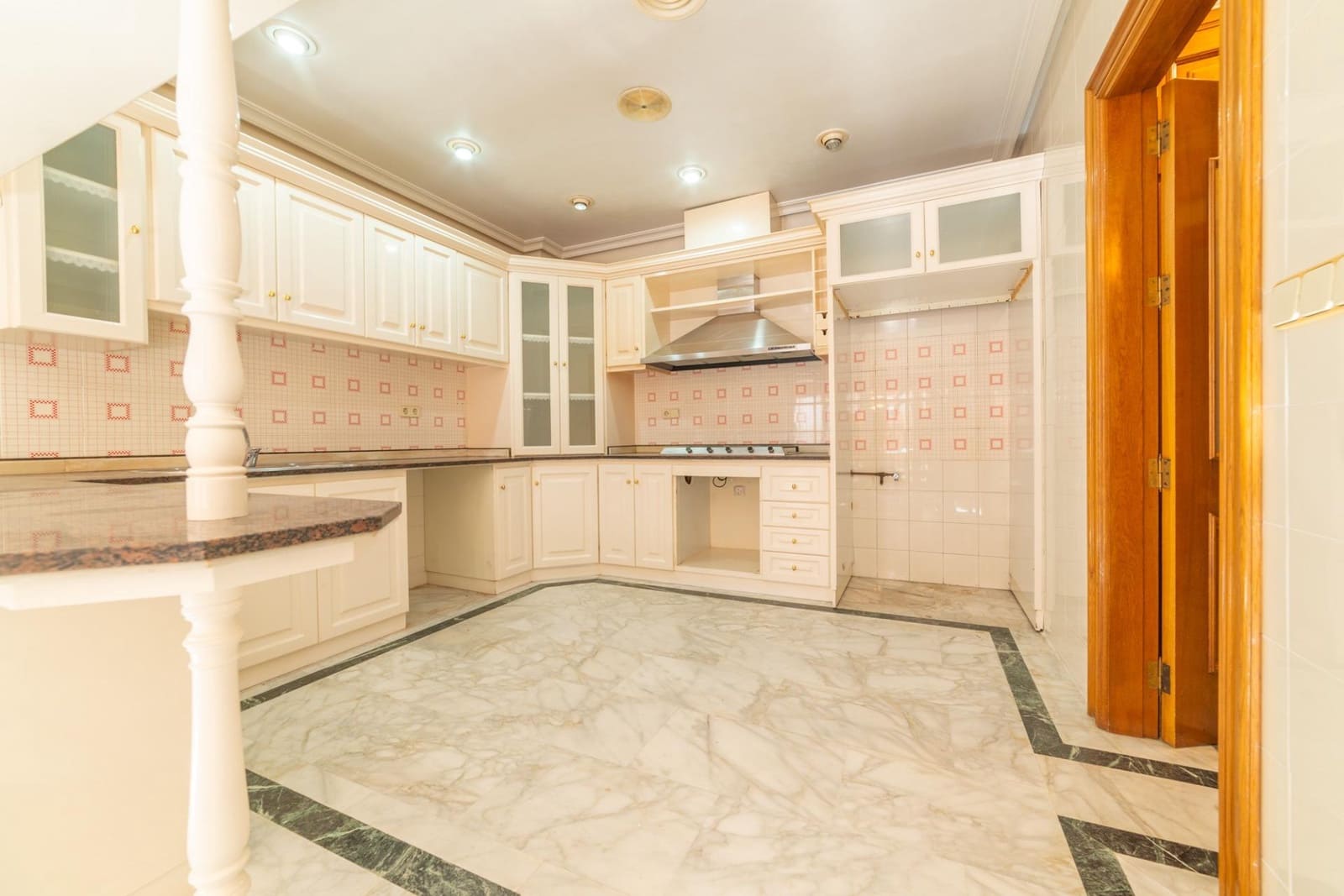 6 Zimmer Apartment zu verkaufen in San Pedro del Pinatar - 415.000 € (Ref: 9422359)