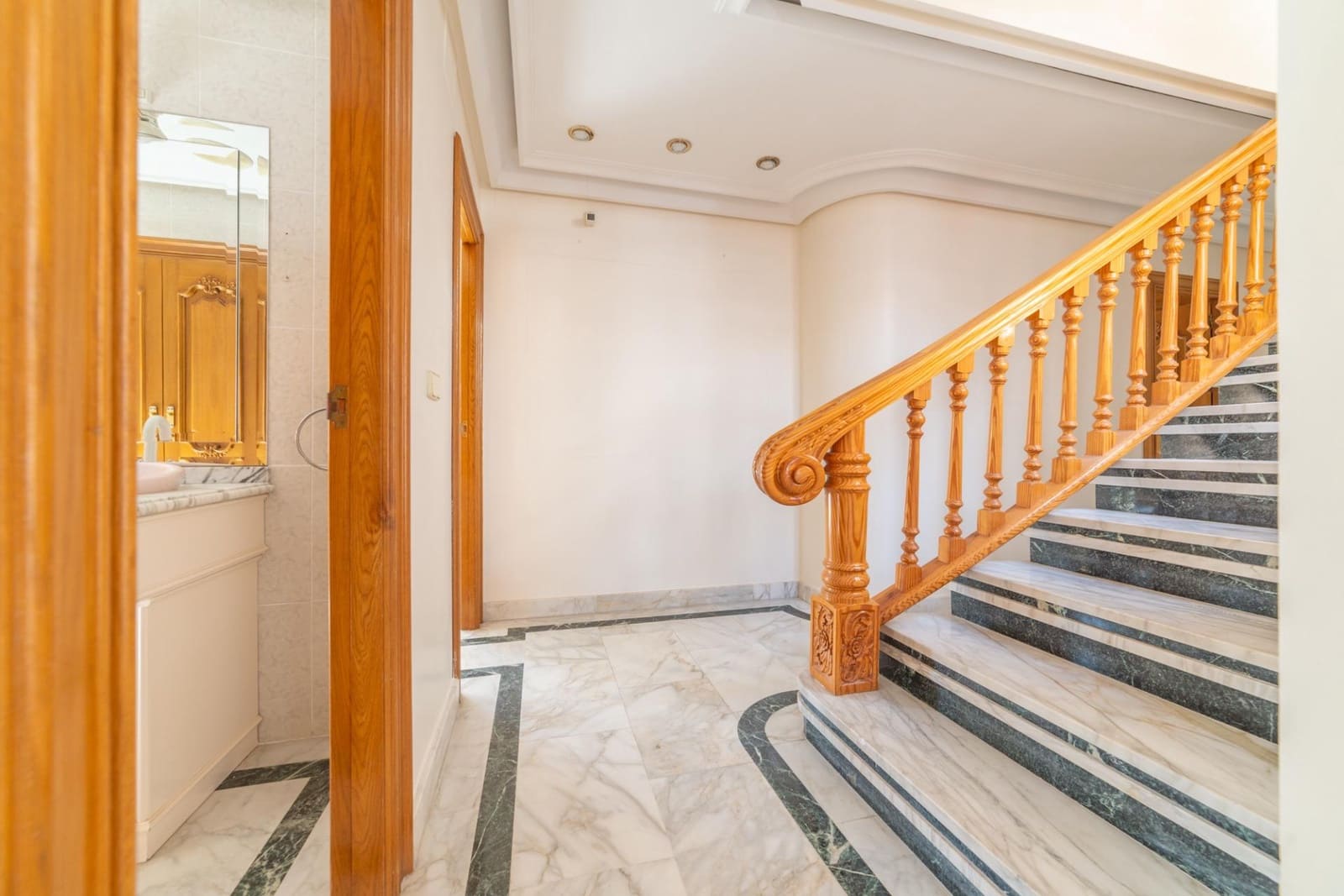 6 Zimmer Apartment zu verkaufen in San Pedro del Pinatar - 415.000 € (Ref: 9422359)