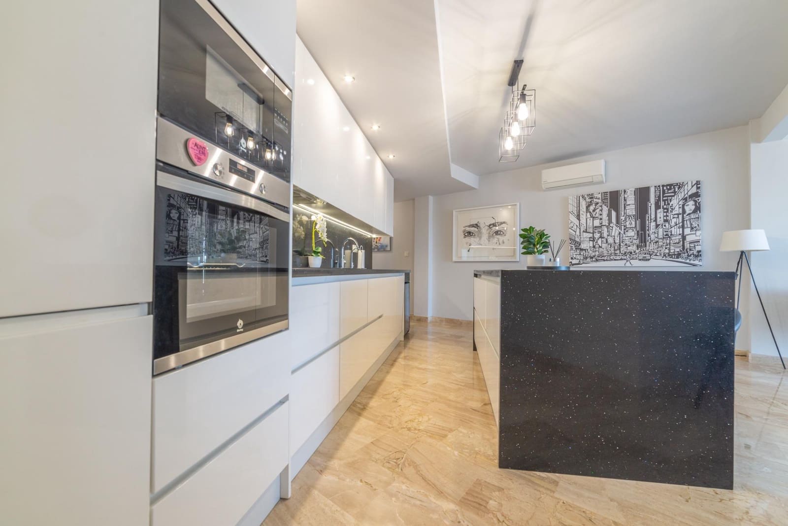 3 makuuhuone Asunto myytävänä paikassa Lo Pagan - 274 950 € (Ref: 9427134)