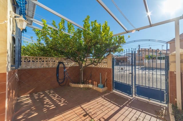 4 soveværelse Rækkehus til salg i Los Cuarteros, San Pedro del Pinatar med garage - € 183.500 (Ref: 9431229)