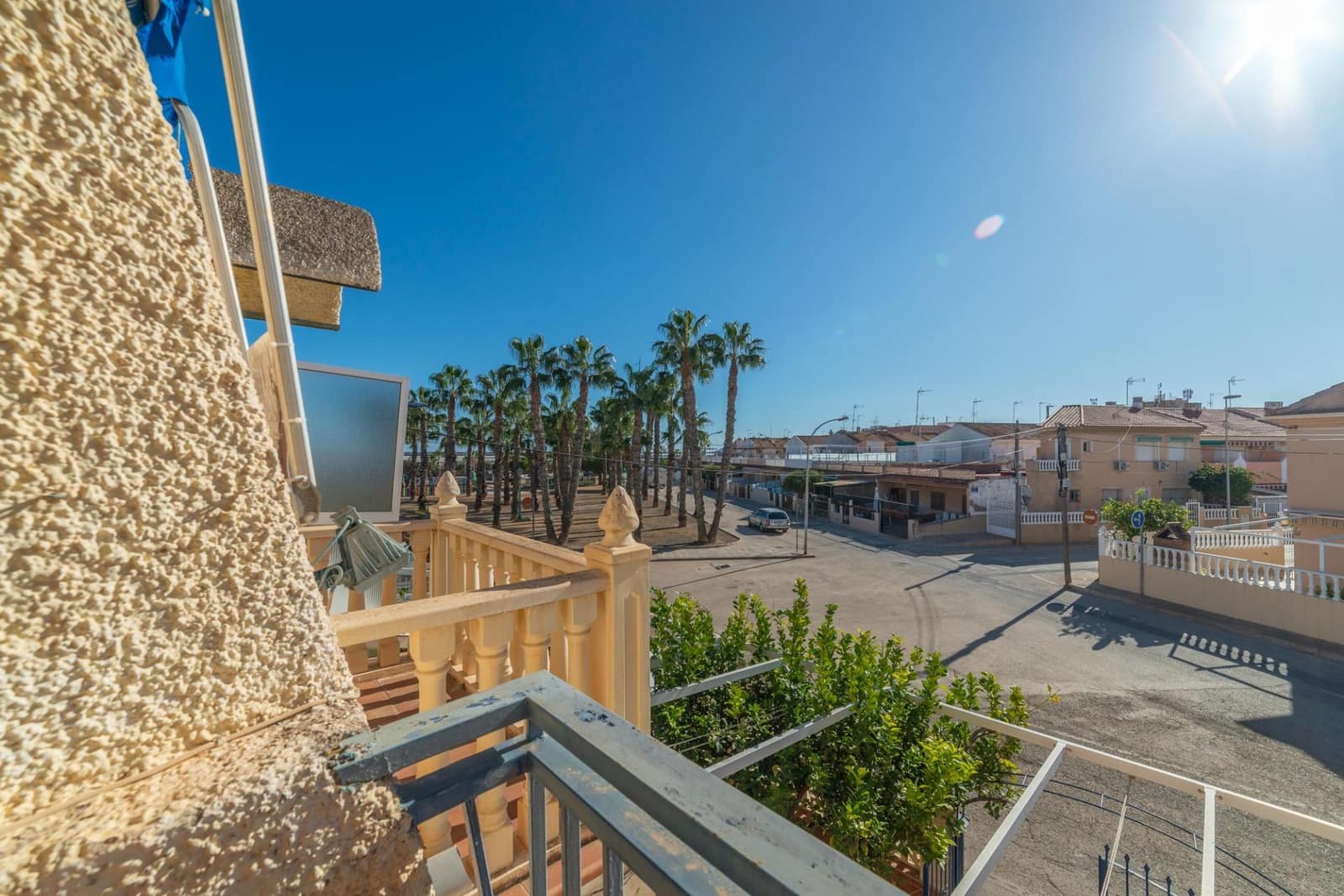 4 slaapkamer Rijtjeshuis te koop in Los Cuarteros met garage - € 183.500 (Ref: 9431229)