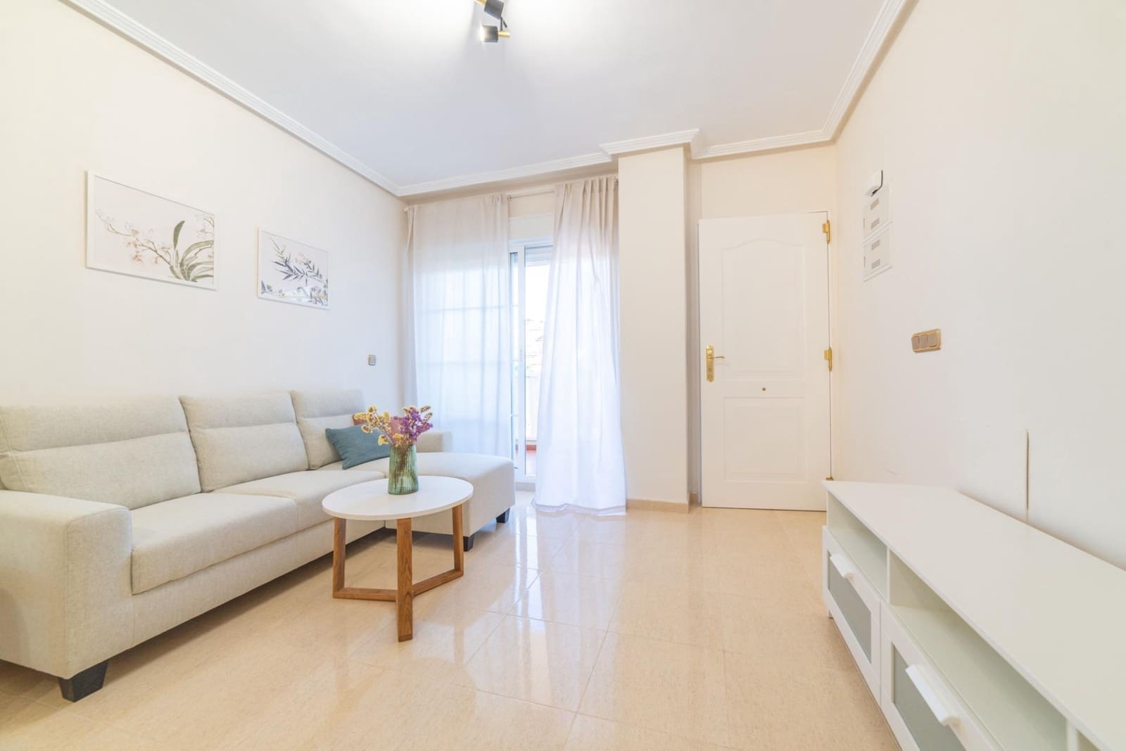 2 bedroom Flat for sale in Orihuela Costa with pool - € 174,900 (Ref: 9431230)