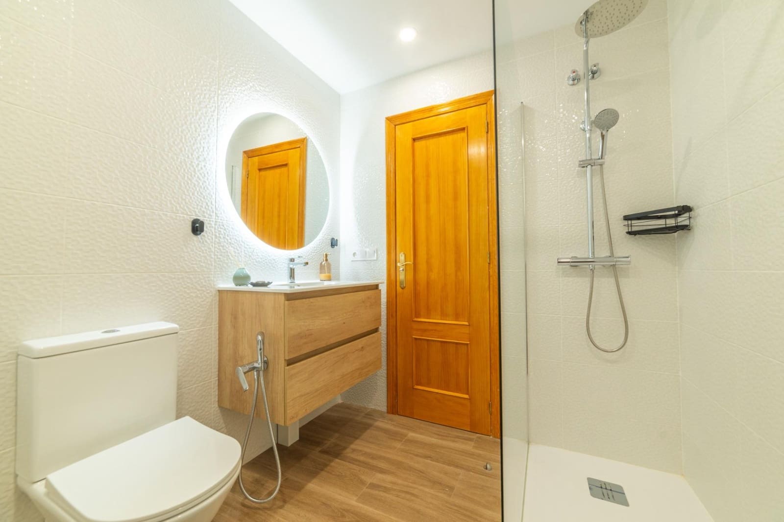 2 bedroom Flat for sale in Orihuela Costa with pool - € 174,900 (Ref: 9431230)