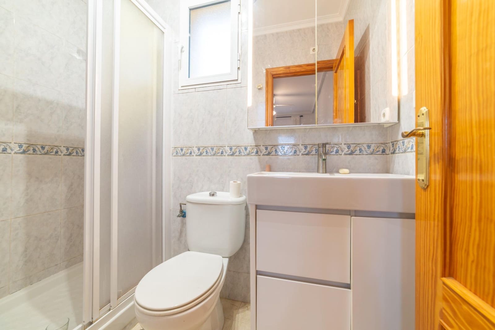 3 soveværelse Rækkehus til salg i Santiago de la Ribera med swimmingpool - € 159.000 (Ref: 9440024)