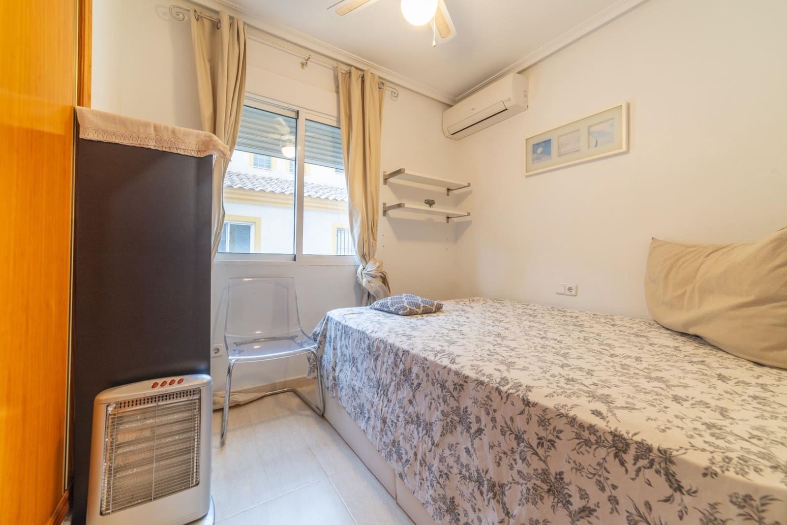 3 soveværelse Rækkehus til salg i Santiago de la Ribera med swimmingpool - € 159.000 (Ref: 9440024)