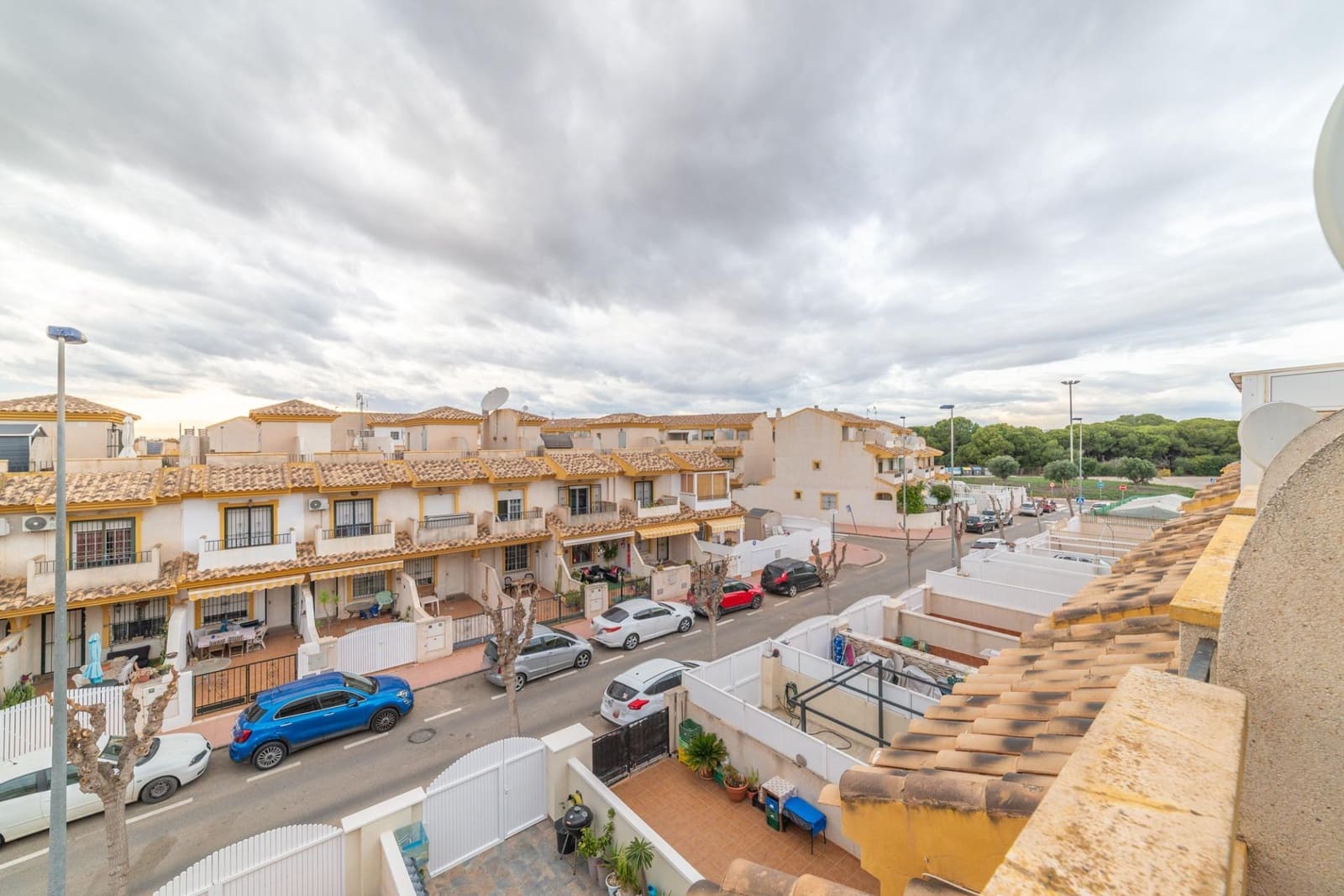 3 soveværelse Rækkehus til salg i Santiago de la Ribera med swimmingpool - € 159.000 (Ref: 9440024)