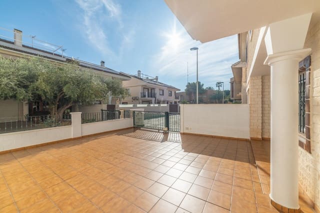 4 soveværelse Rækkehus til salg i San Pedro del Pinatar med garage - € 315.000 (Ref: 9450208)