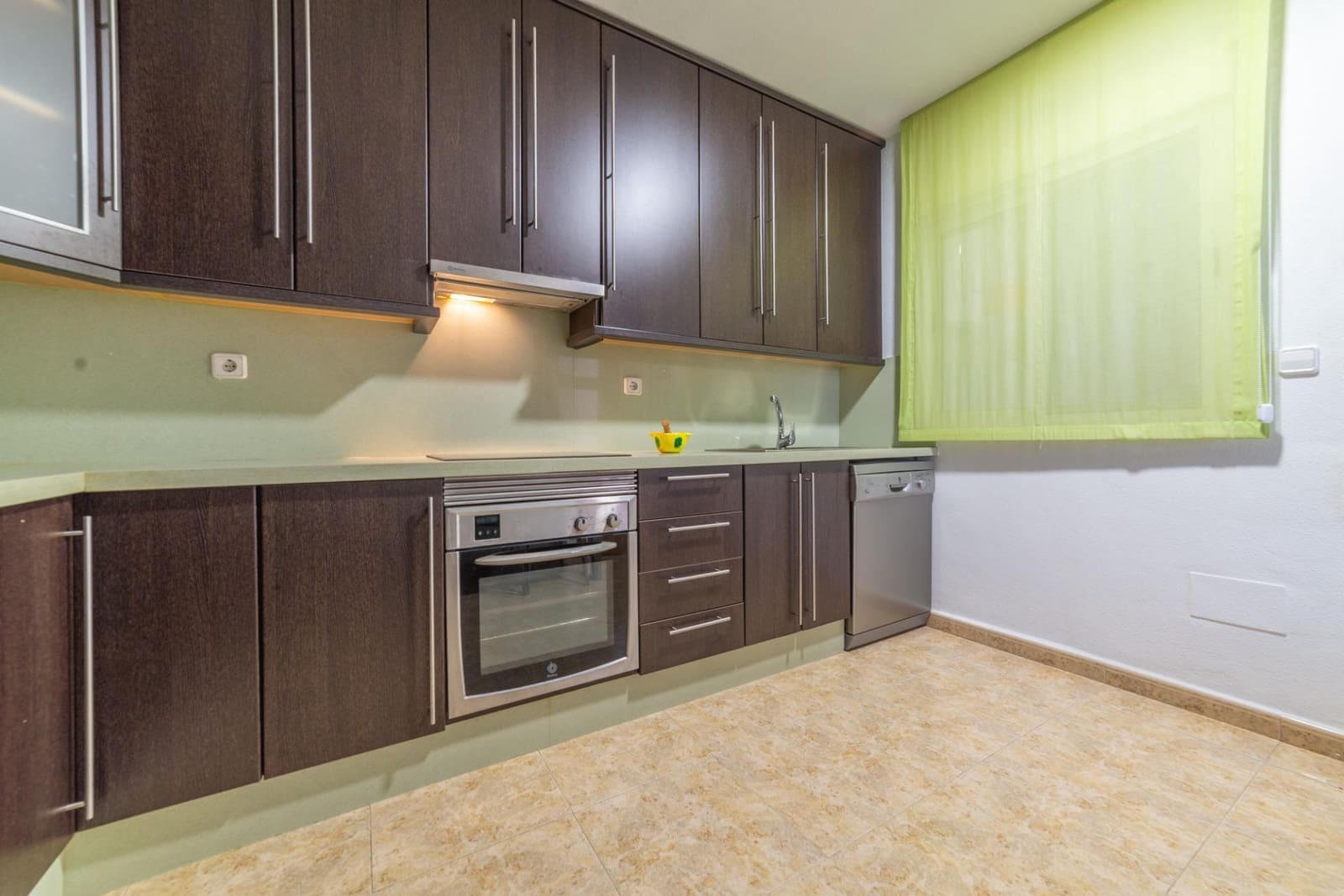 4 chambre Appartement à vendre à San Cayetano - 179 500 € (Ref: 9497144)