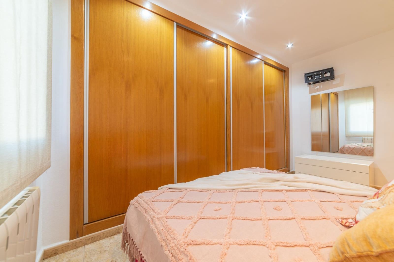 4 chambre Appartement à vendre à San Cayetano - 179 500 € (Ref: 9497144)