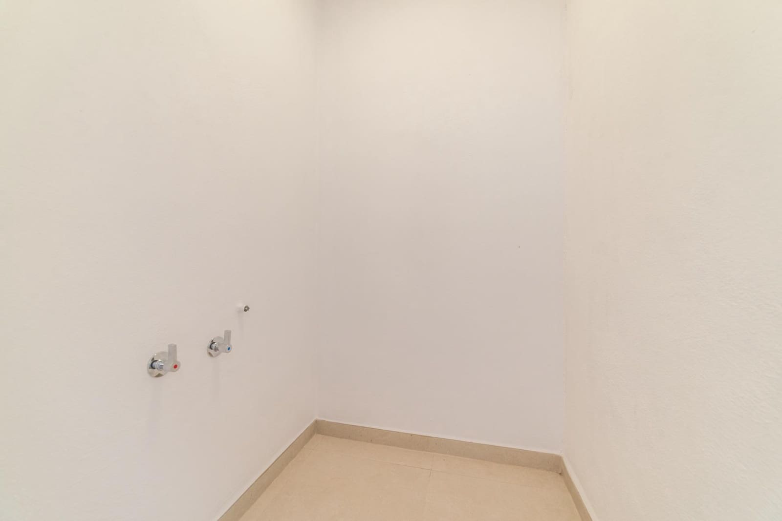 2 sypialnia Apartament przy plaży na sprzedaż w Lo Pagan - 250 000 € (Ref: 9520822)