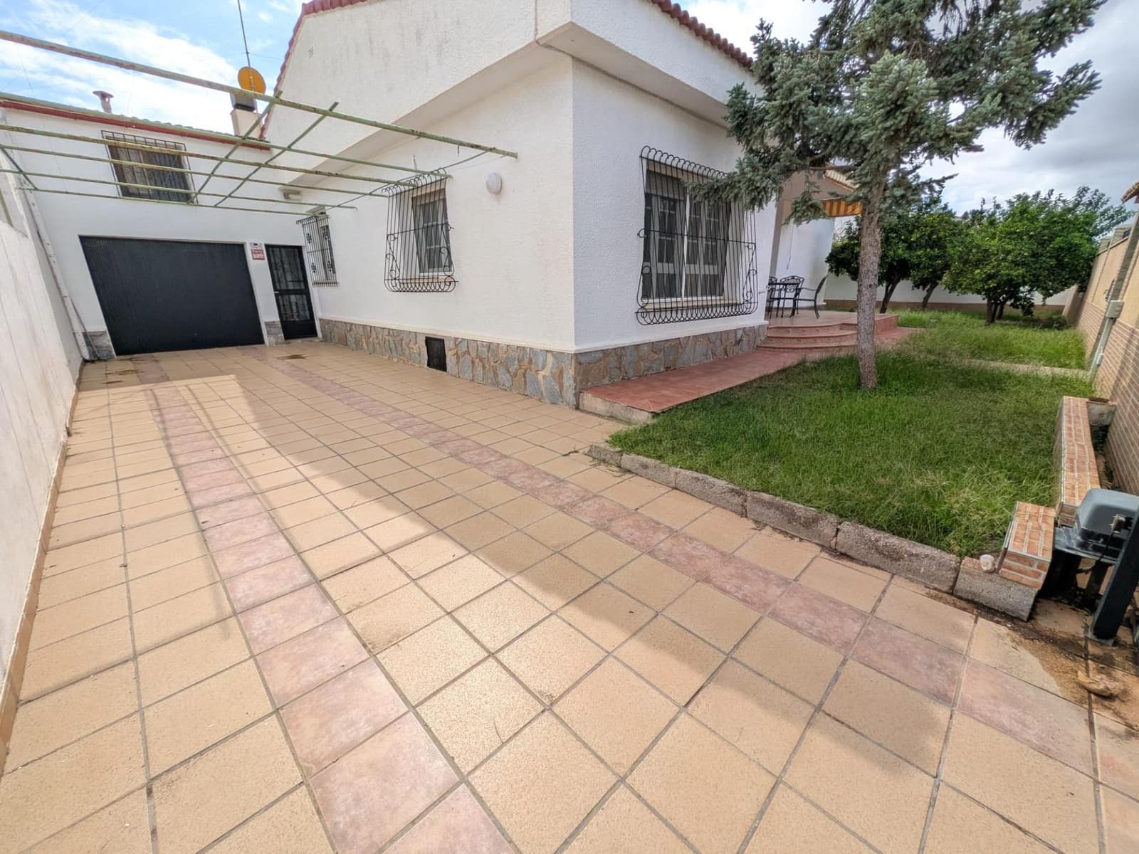 4 sovrum Villa till salu i San Javier med garage - 439 000 € (Ref: 9599482)
