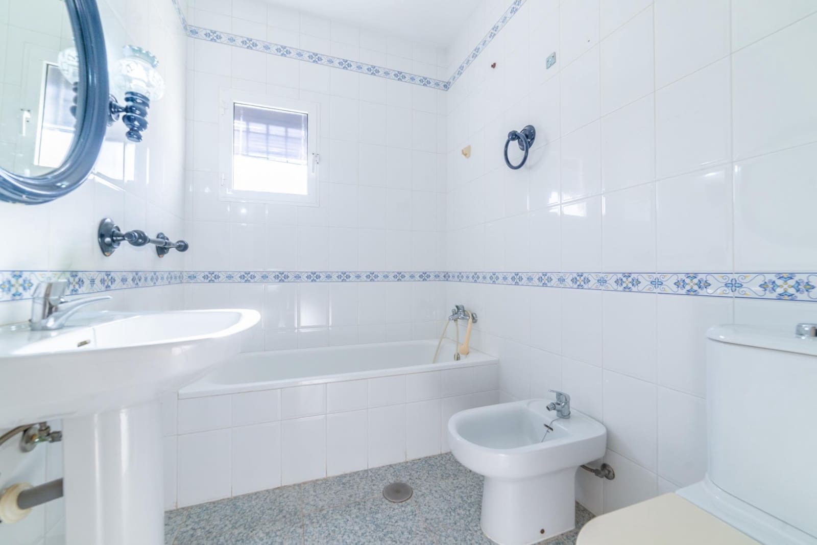 4 bedroom Villa for sale in San Javier with garage - € 439,000 (Ref: 9599482)