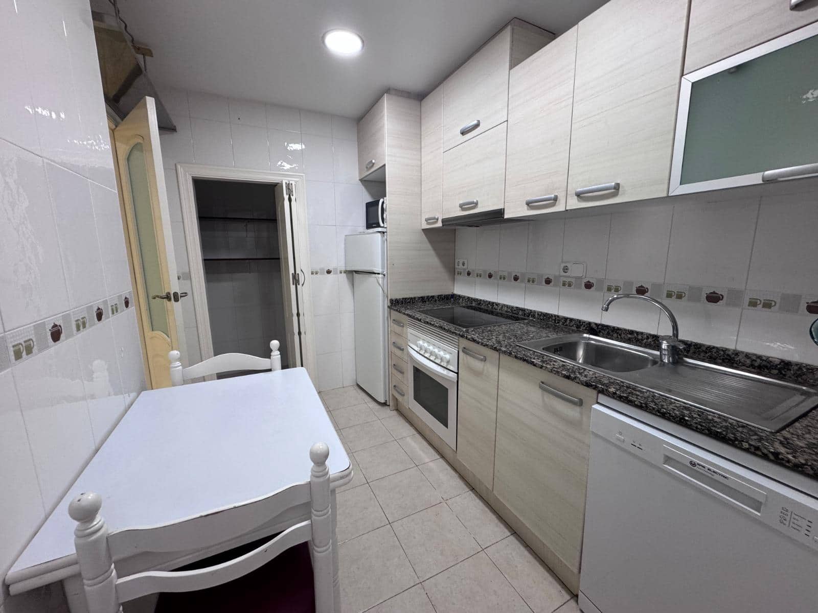 Adosado de 2 habitaciones en Balsicas en venta con piscina - 129.900 € (Ref: 9604923)