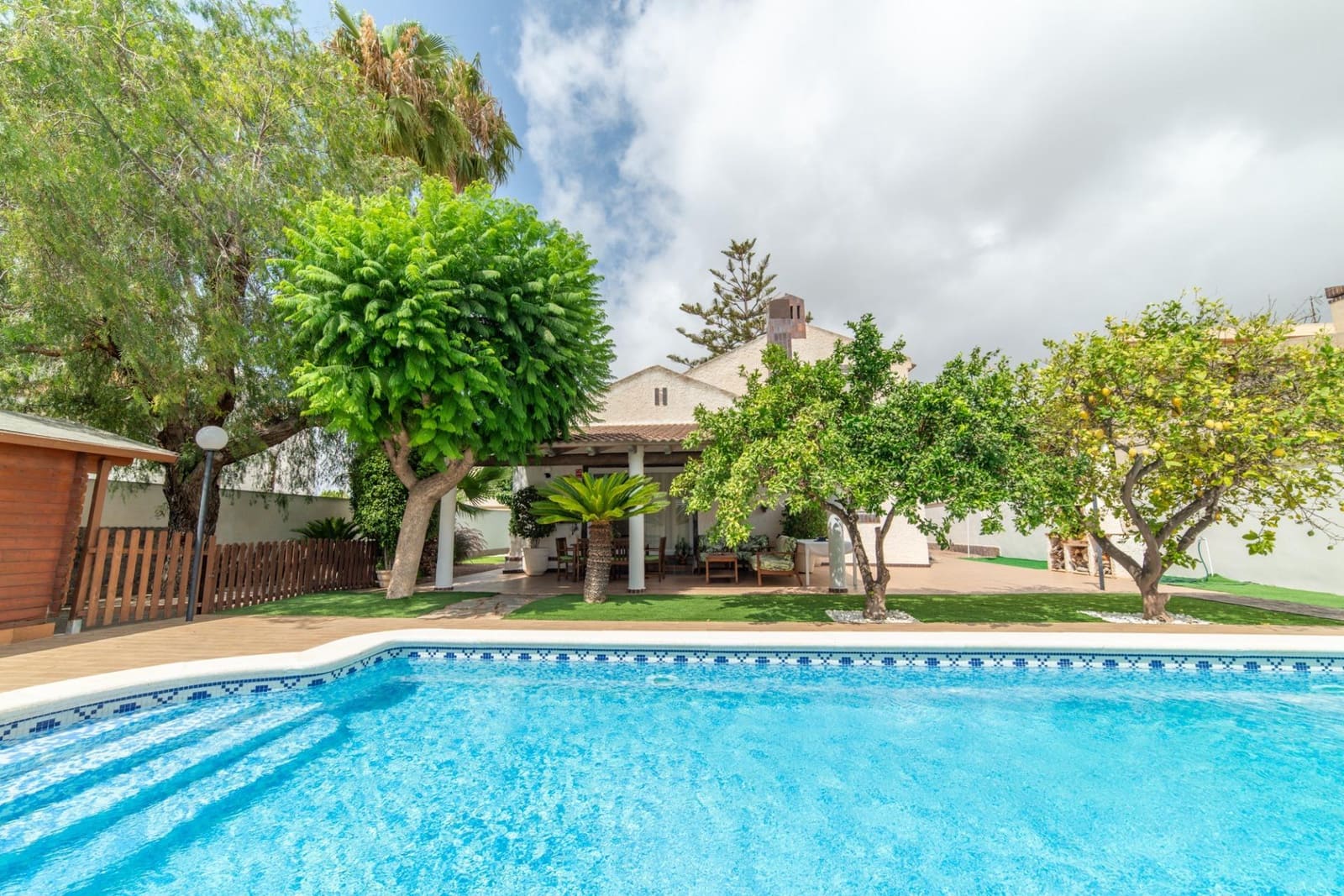 Chalet de 5 habitaciones en Santiago de la Ribera en venta con piscina garaje - 499.000 € (Ref: 9619163)