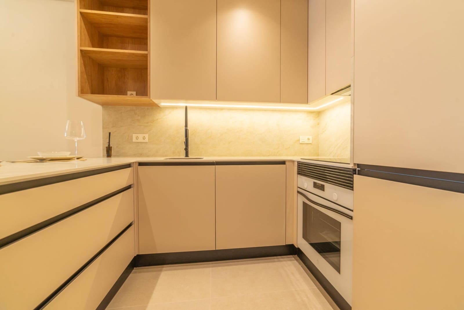 2 bedroom Beach Apartment for sale in Santiago de la Ribera - € 180,000 (Ref: 9619165)