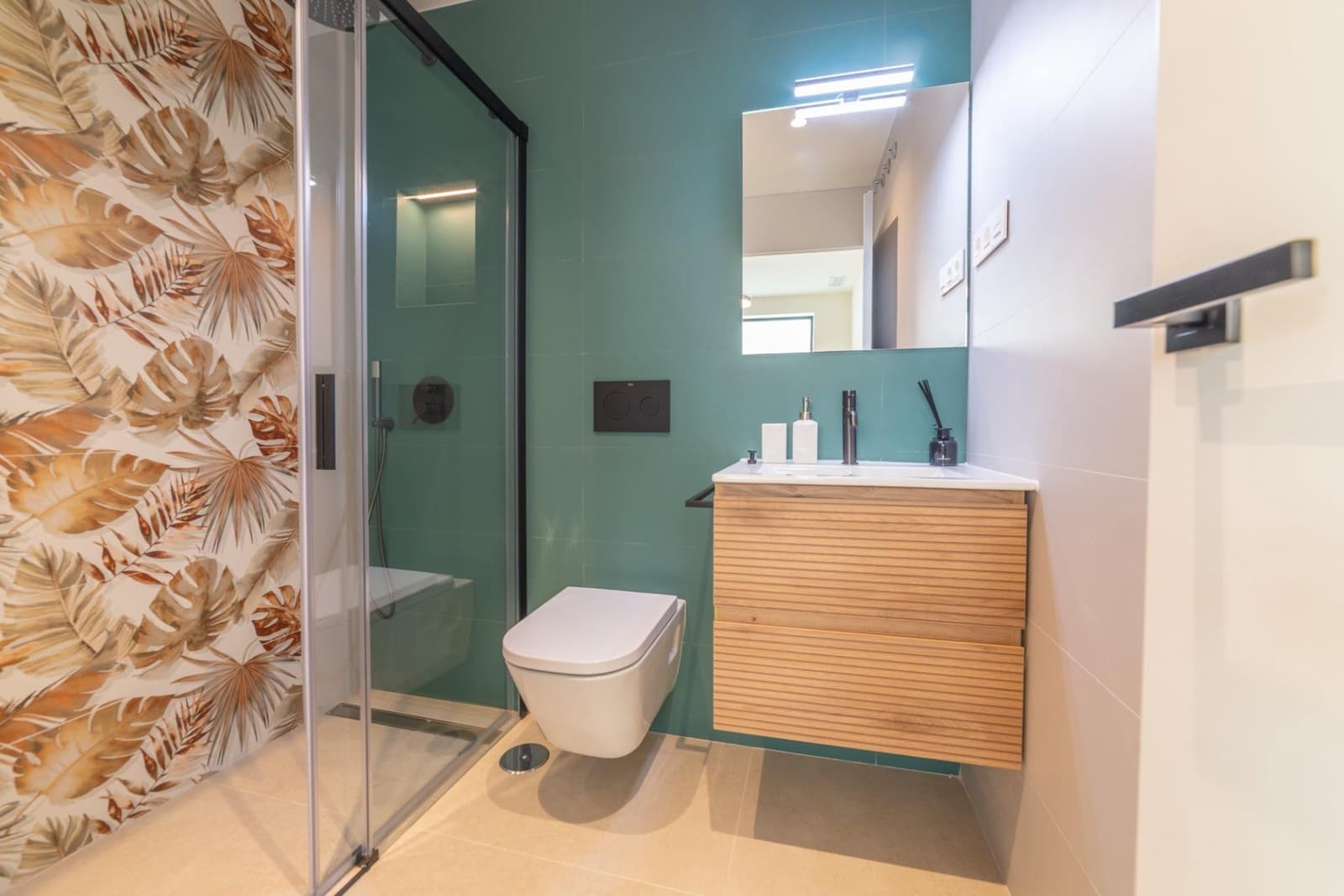 2 bedroom Beach Apartment for sale in Santiago de la Ribera - € 180,000 (Ref: 9619165)