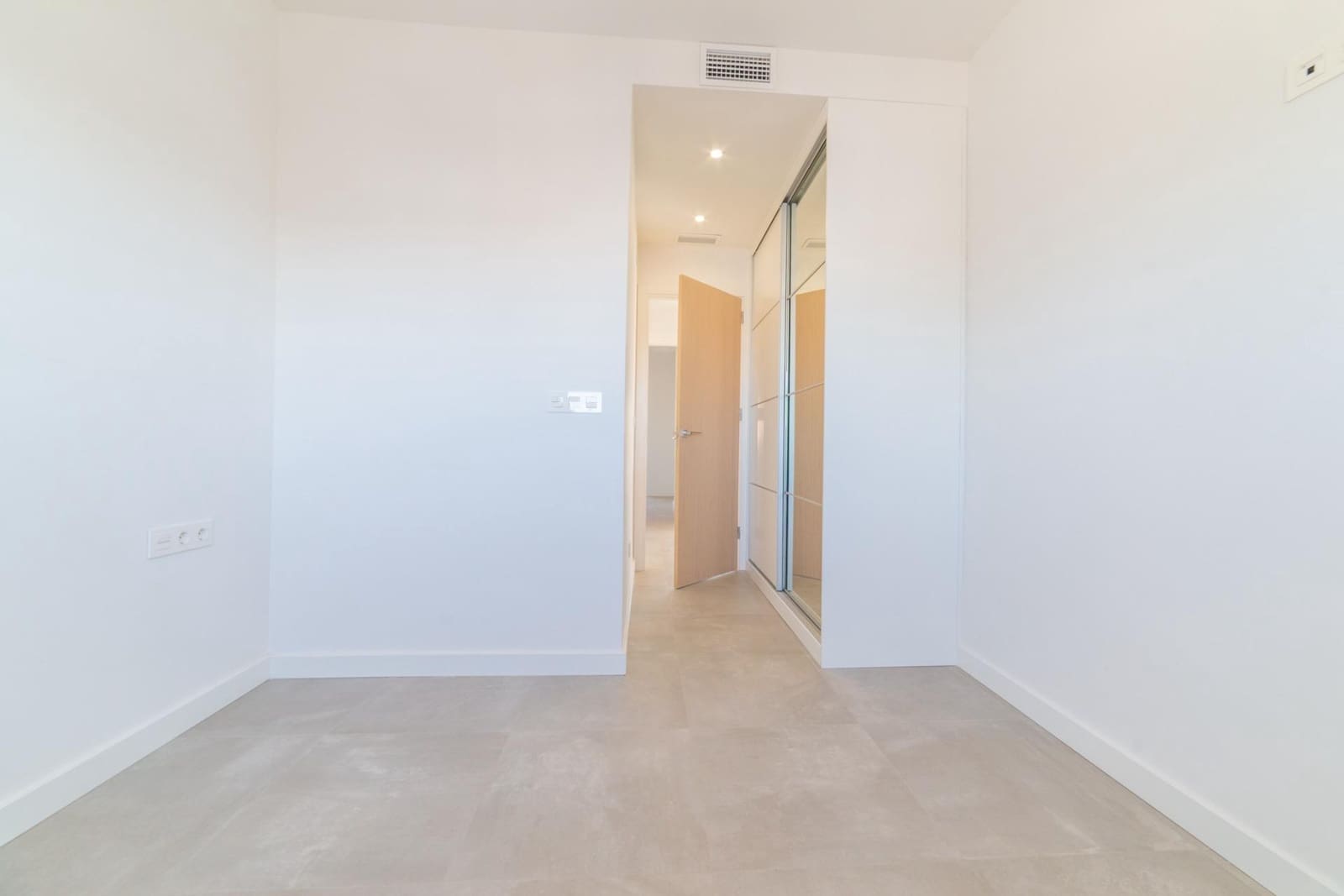 2 bedroom Apartment for sale in Santiago de la Ribera with pool - € 365,000 (Ref: 9621749)