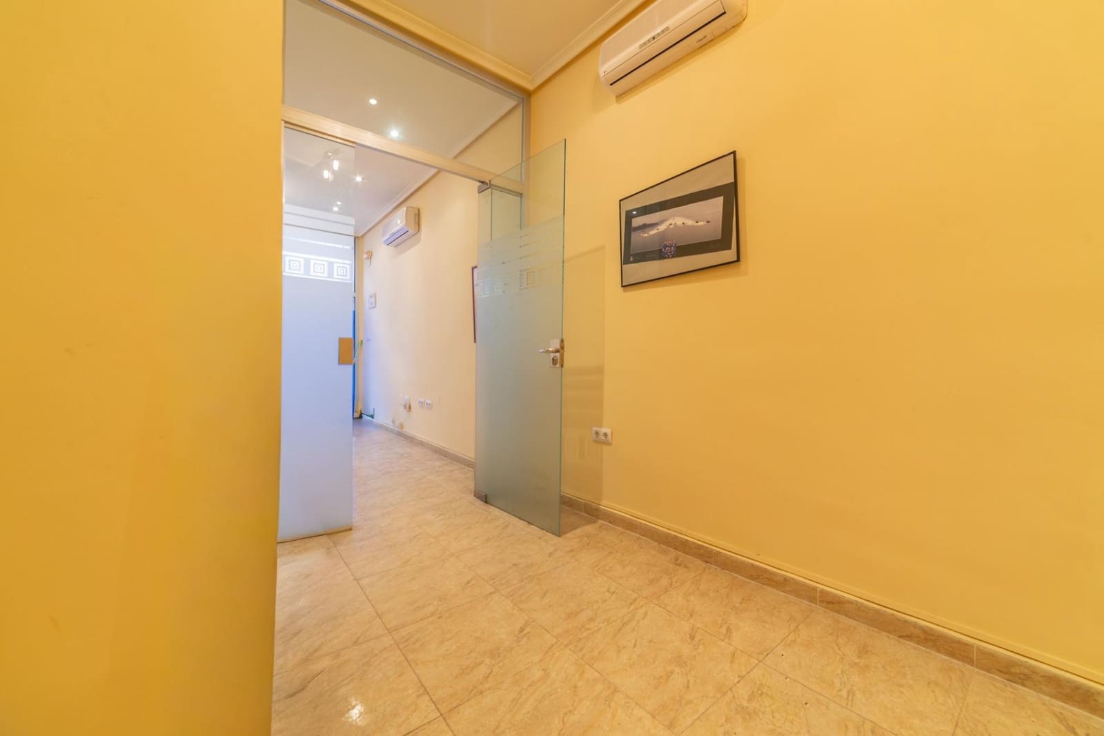 1 quarto Comercial para venda em Lo Pagan com piscina - 49 000 € (Ref: 9627434)