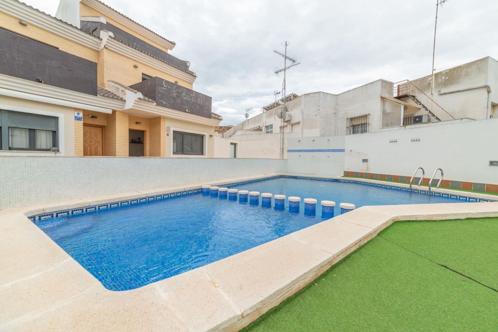 3 slaapkamer Villa te koop in San Javier met zwembad garage - € 329.000 (Ref: 9682472)