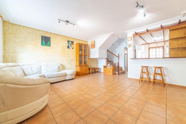 3 soveværelse Rækkehus til salg i Roda, San Javier med swimmingpool - € 199.900 (Ref: 9695274)