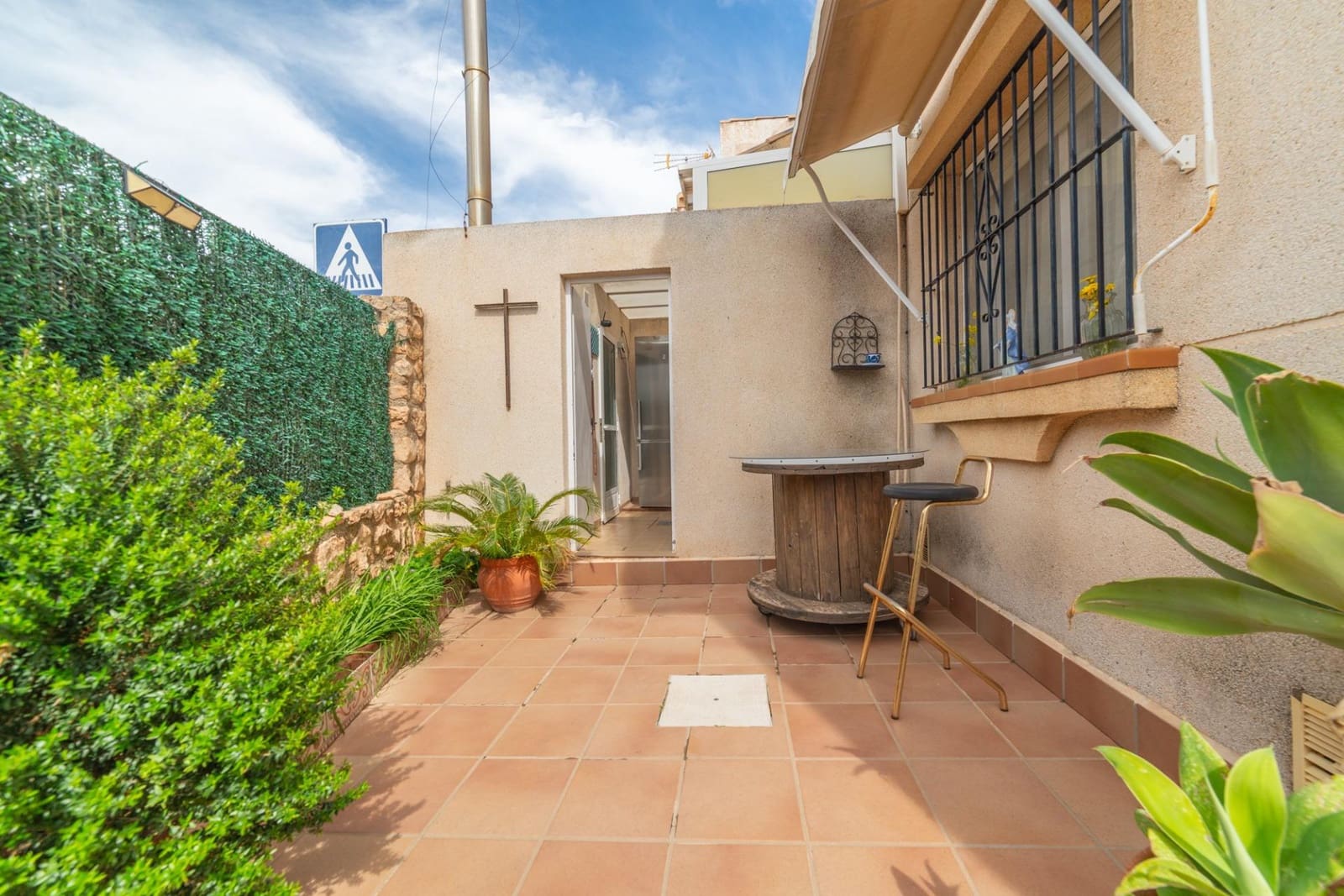 Casa de 4 habitaciones en Santiago de la Ribera en venta con piscina - 290.000 € (Ref: 9695275)