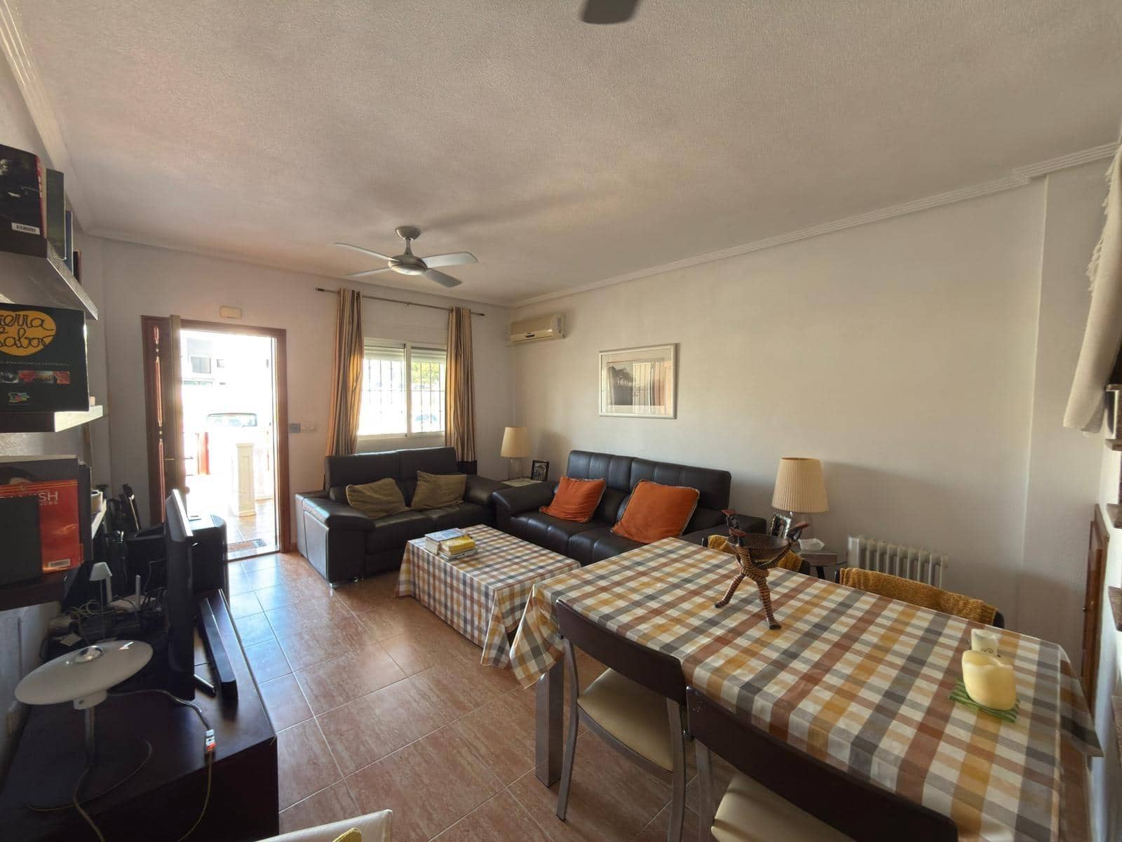 3 soverom Rekkehus til salgs i San Pedro del Pinatar med svømmebasseng - € 199 000 (Ref: 9714876)