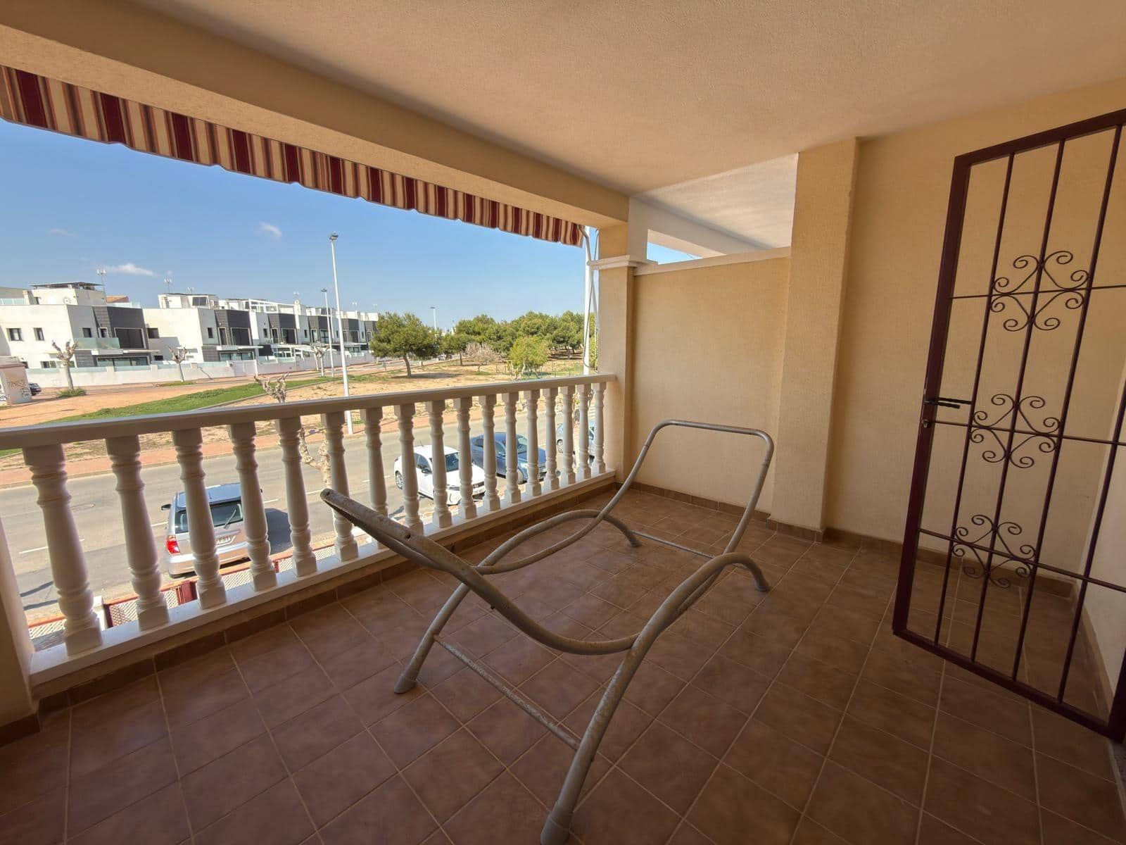 3 soverom Rekkehus til salgs i San Pedro del Pinatar med svømmebasseng - € 199 000 (Ref: 9714876)